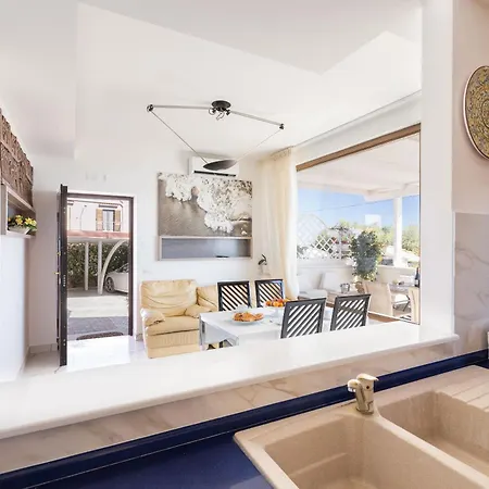 A Casa Di Anna By Barbarhouse Apartment Vieste